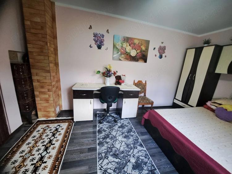 Casă cu 1 camere cu Teren 687 Mp în Vest