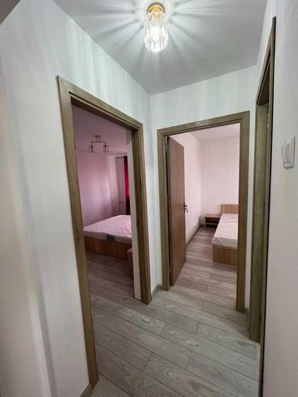 Apartament cu 3 camere decomandat în Colentina