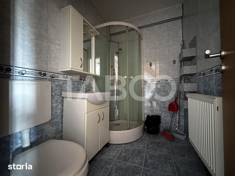 Apartament cu 2 camere decomandat în Ștrand