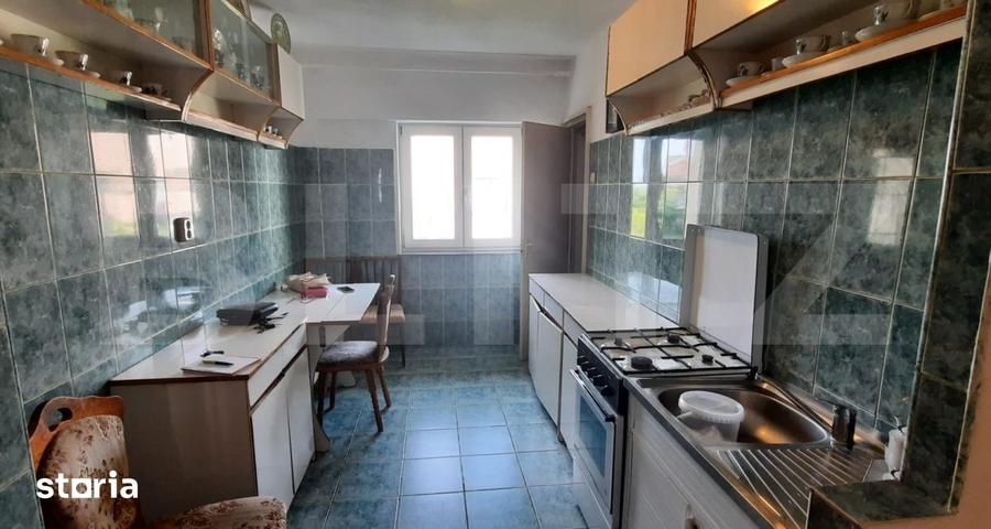 Apartament cu 2 camere decomandat în Carpați 2