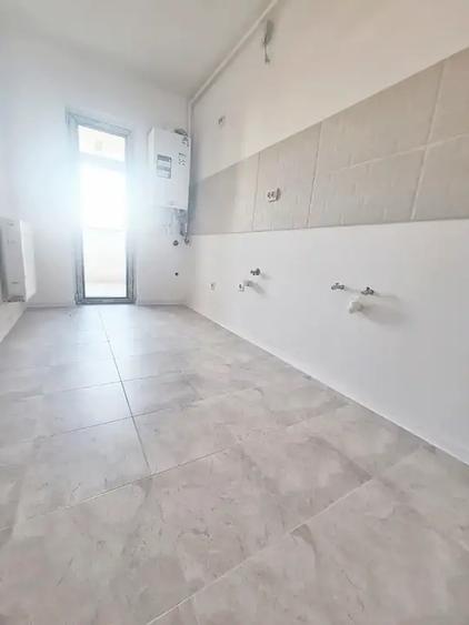 Apartament cu 3 camere decomandat în 1 Decembrie 1918