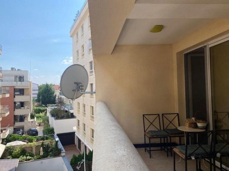 Apartament cu 3 camere în Nordului