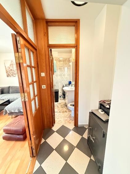 Apartament cu 3 camere decomandat, mobilat în Calea Călărașilor