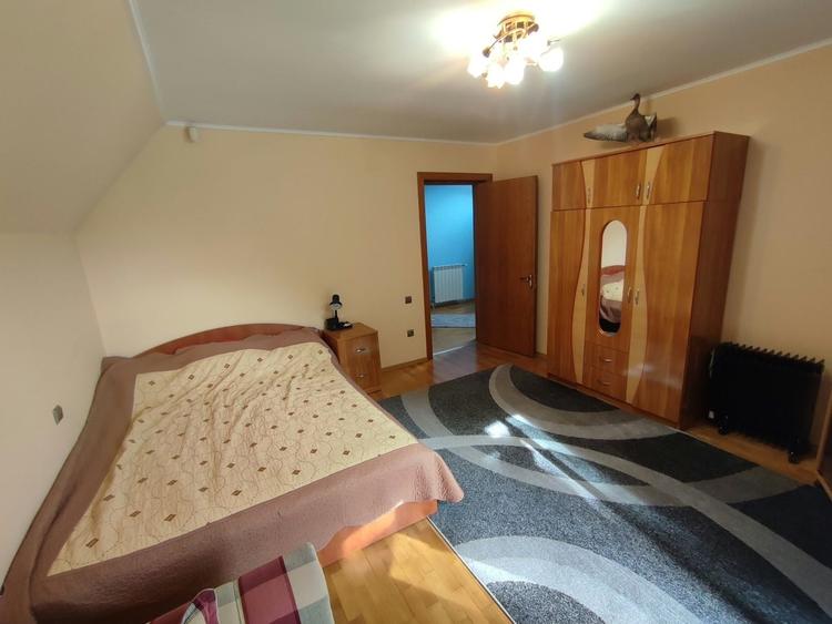 Casă individuală cu 4 camere cu Garaj în Lunca Mare