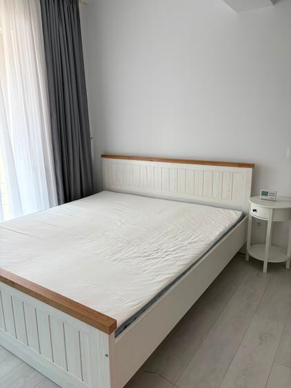 Apartament cu 4 camere decomandat în Politehnica