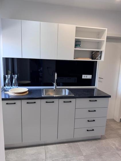 Apartament cu 2 camere decomandat în Universitate