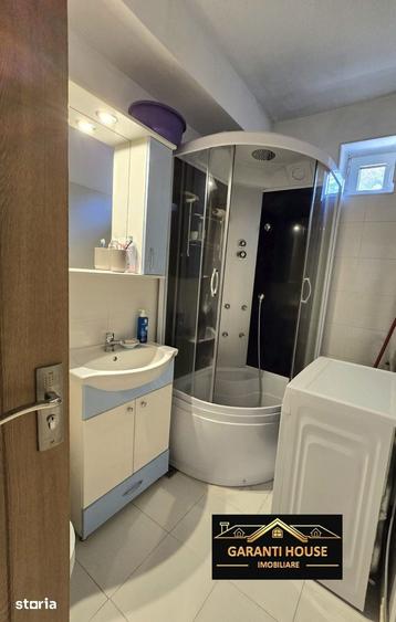 Apartament cu 2 camere decomandat în Republicii