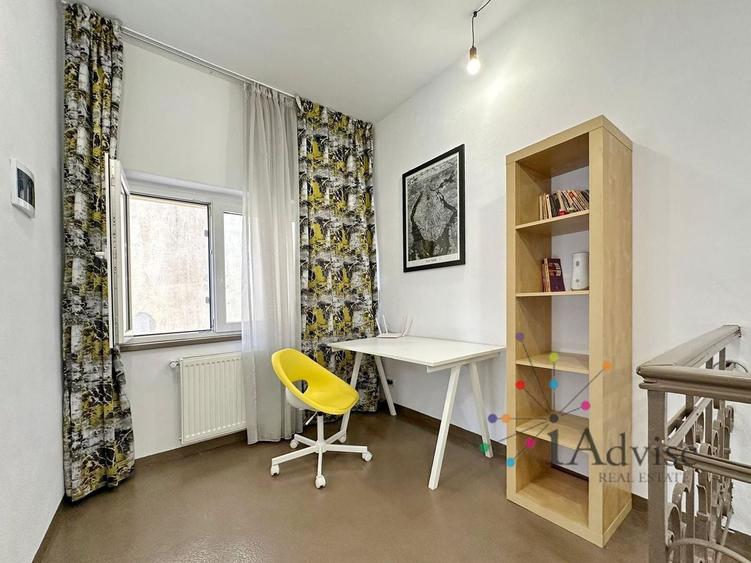 Apartament cu 3 camere decomandat, mobilat în Centrul Istoric
