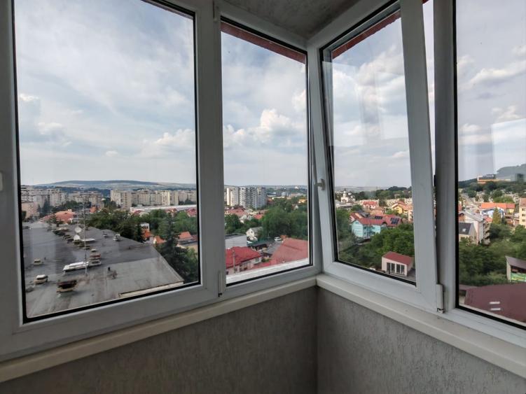 Apartament cu 4 camere decomandat în Mănăștur