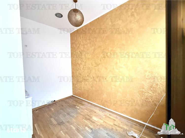 Casă cu 6 camere cu Teren 100 Mp în Victoriei