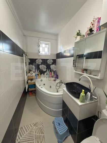 Apartament cu 2 camere semidecomandat, mobilat în Vest