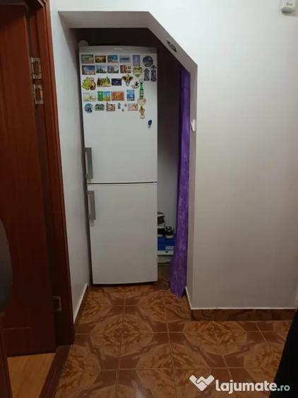 Apartament cu 2 camere semidecomandat în 9 Mai