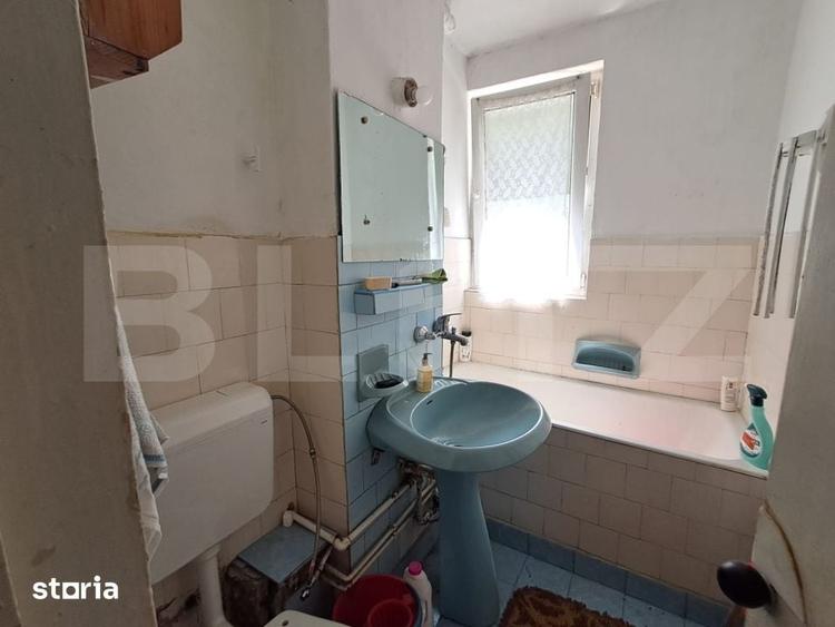 Apartament cu 2 camere semidecomandat în Aleea Carpați