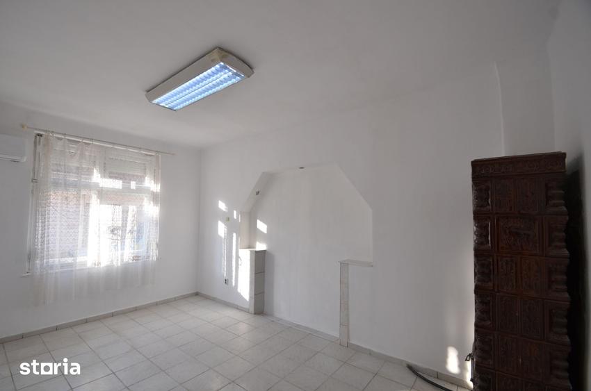 Spațiu comercial, de 83 mp, în Ultracentral