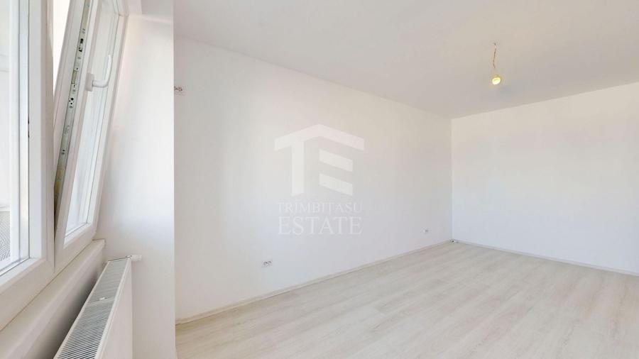 Apartament cu 3 camere decomandat în Drumul Taberei