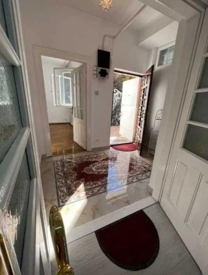 Casă individuală cu 3 camere cu Canalizare în Muncii