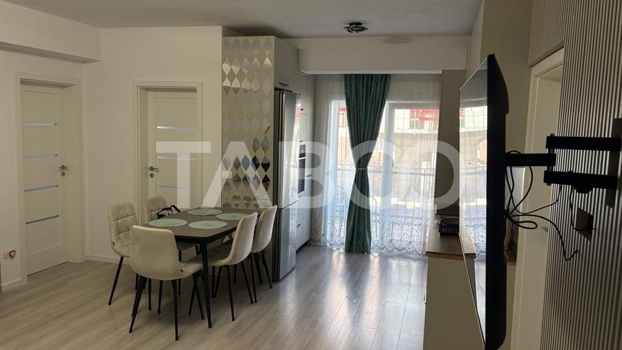 Apartament cu 3 camere decomandat, mobilat în Periferie