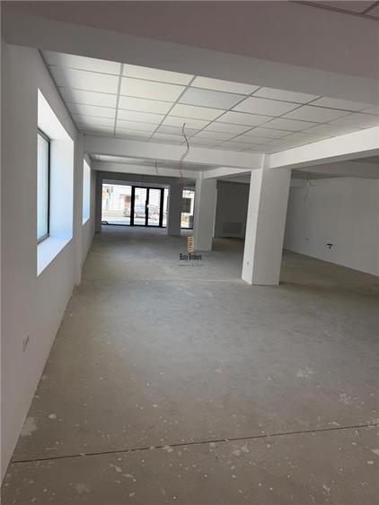 Spatiu Comercial - 200 mp - Showroom - Comert - Servicii - 3