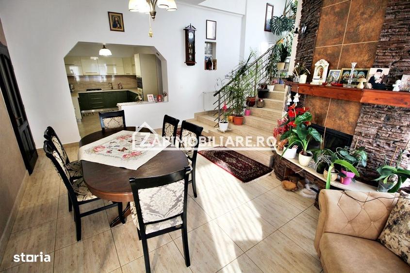Casă cu 4 camere cu Teren 1100 Mp în Sântana de Mureș