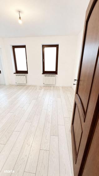Casă cu 5 camere cu Teren 500 Mp în Valea Lupului