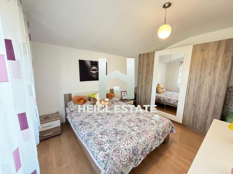 Apartament cu 2 camere semidecomandat, mobilat în Giroc