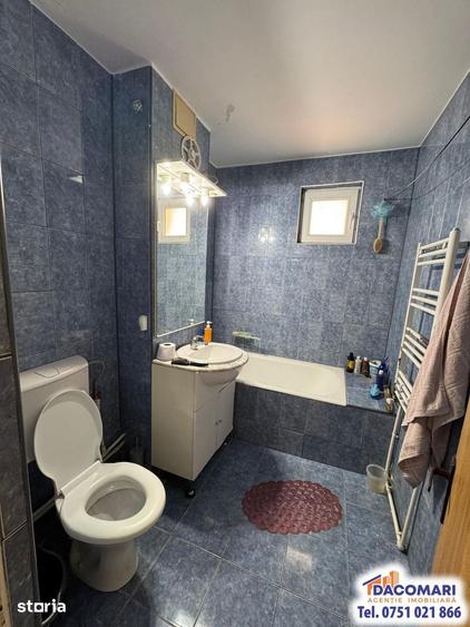Apartament cu 3 camere decomandat în Micro 19