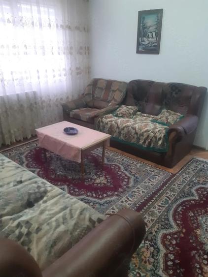 Apartament cu 2 camere semidecomandat în Brazda lui Novac