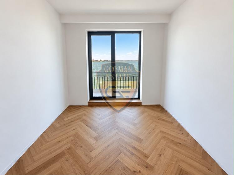 Apartament cu 3 camere decomandat în Mamaia