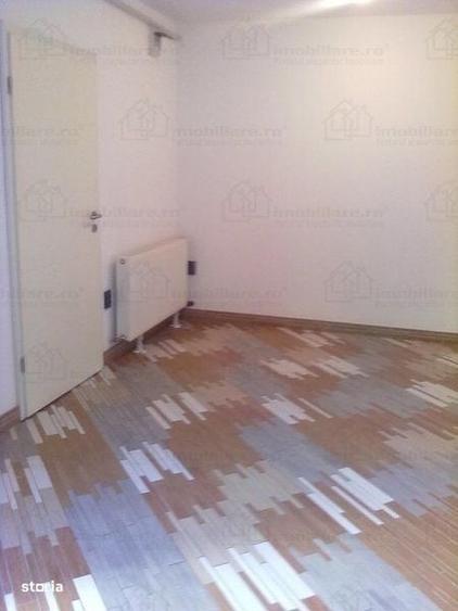 Spațiu comercial, de 40 mp, în Ultracentral