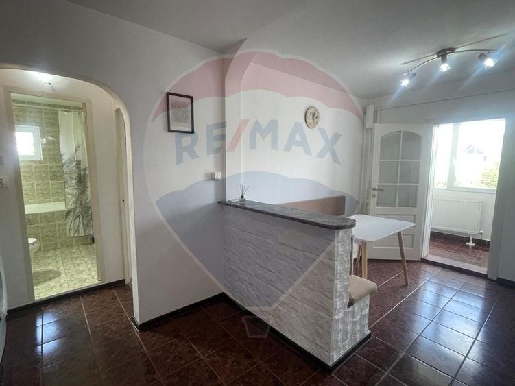 Apartament cu 2 camere de închiriat în zona Decebal - 1