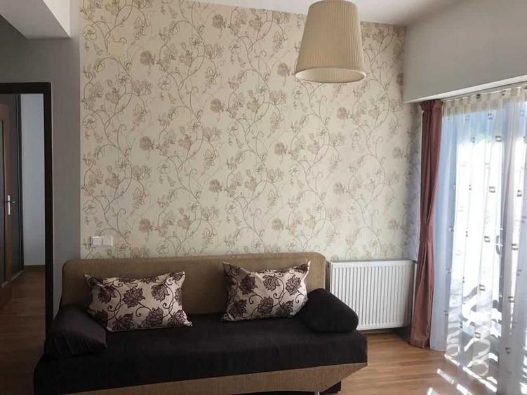 Apartament cu 2 camere semidecomandat în Plopilor