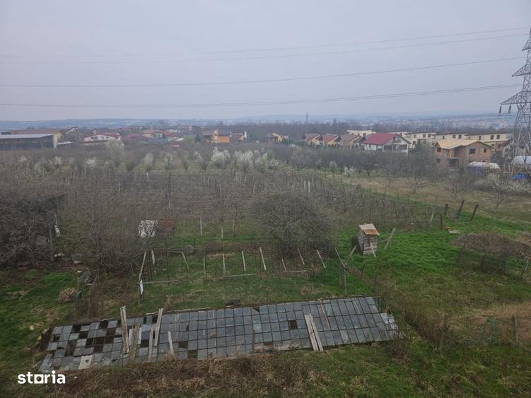 Casă cu 4 camere cu Teren 15000 Mp în Galata