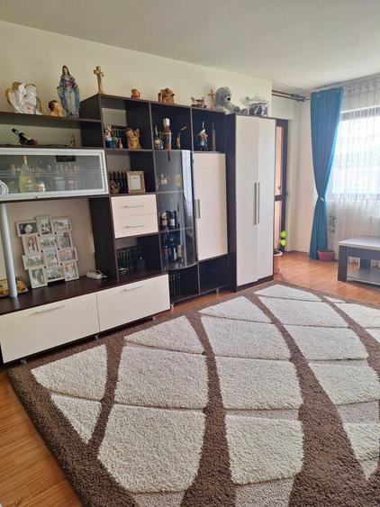 Apartament cu 2 camere decomandat în Baciu