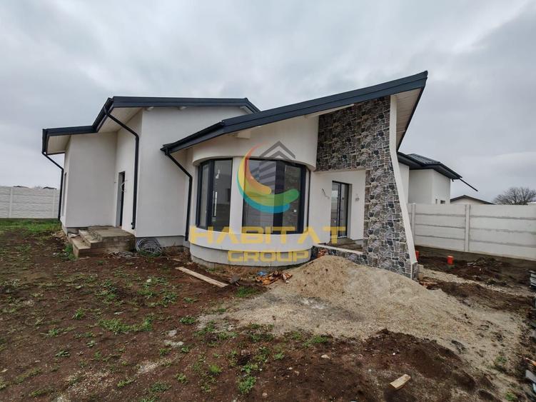 Casă individuală cu 3 camere cu Canalizare în Berceni