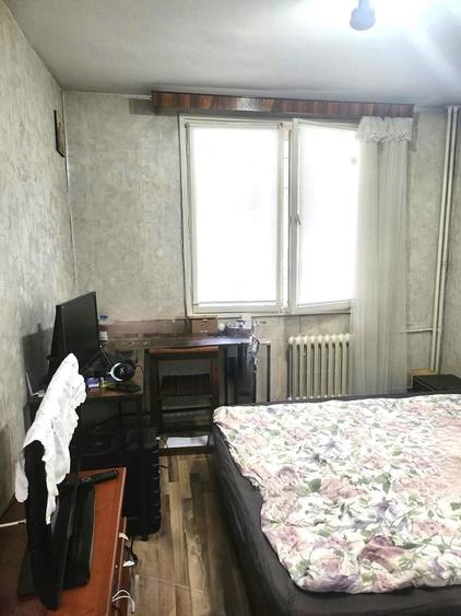 Apartament cu 3 camere semidecomandat, mobilat în Vitan