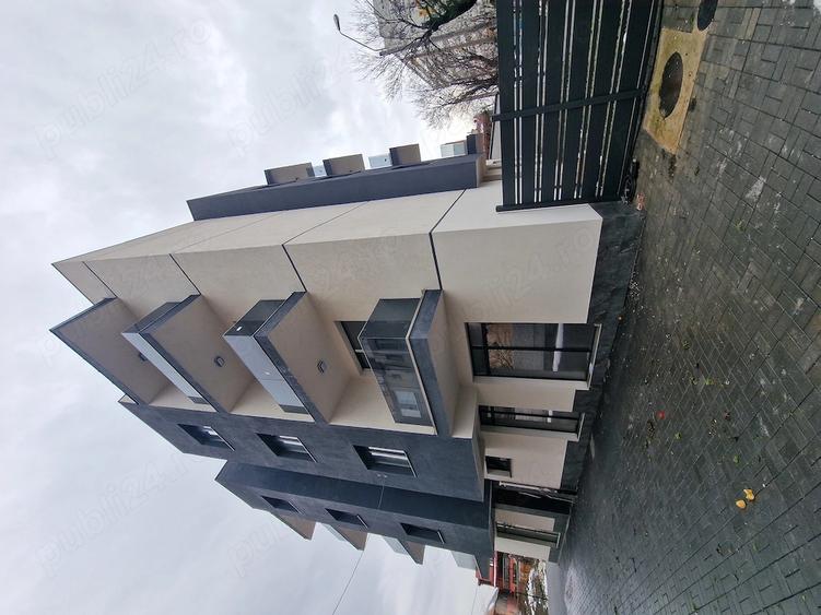 Apartament cu 2 camere decomandat în Ferentari