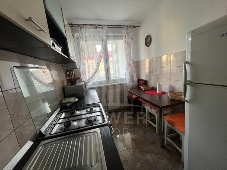 Apartament cu 2 camere decomandat în Mihai Viteazul