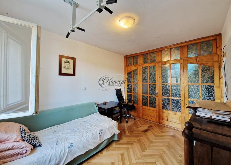 Apartament cu 4 camere decomandat, mobilat în Mănăștur