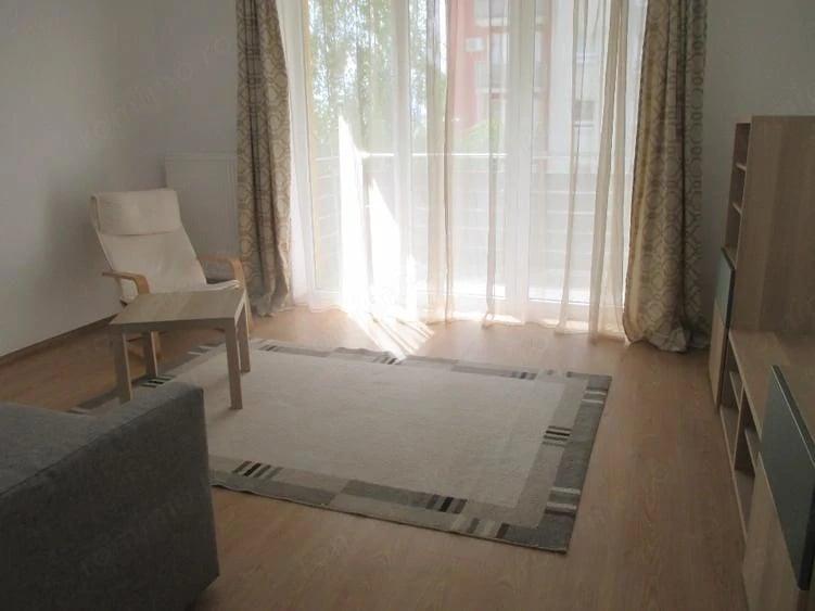 Garsonieră decomandată în Avantgarden