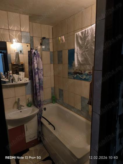 Apartament cu 3 camere nedecomandat în Noua