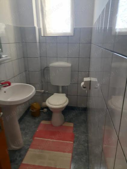 Casă cu 6 camere cu Teren 321 Mp în Central