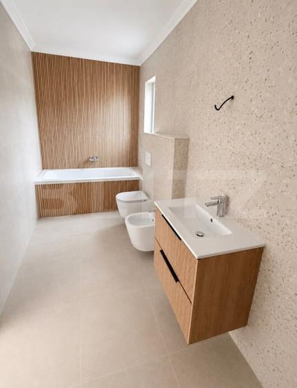 Duplex cu 5 camere cu Teren 397 Mp în Tărlungeni