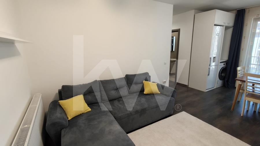Apartament cu 3 camere semidecomandat, mobilat în Șelimbăr
