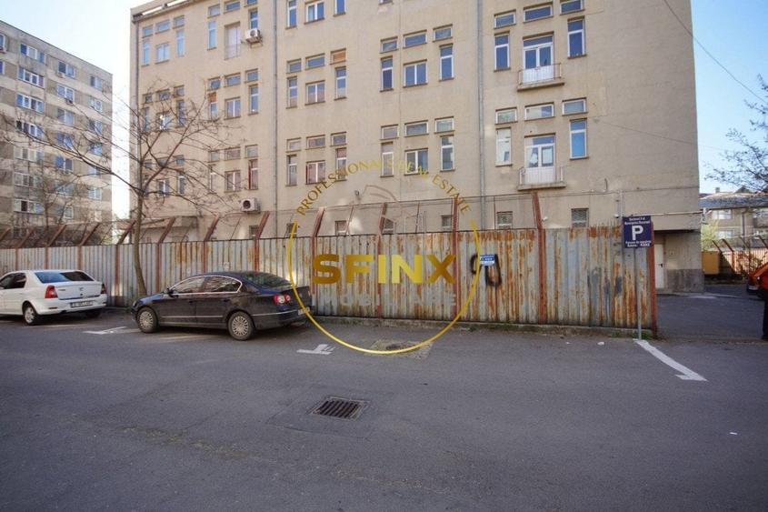 Spațiu comercial, de 2,300 mp, în Mărgeanului