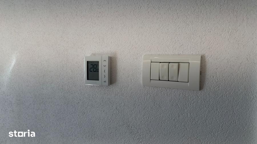 Apartament cu 4 camere decomandat în Dâmbovița
