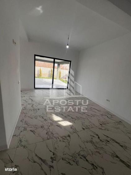 Casă cu 3 camere în Central