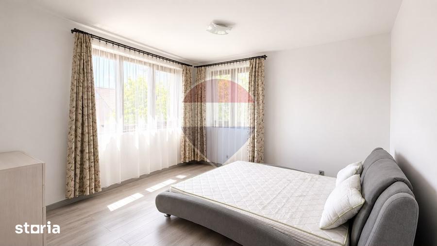 Apartament cu 3 camere semidecomandat în Bulgaria