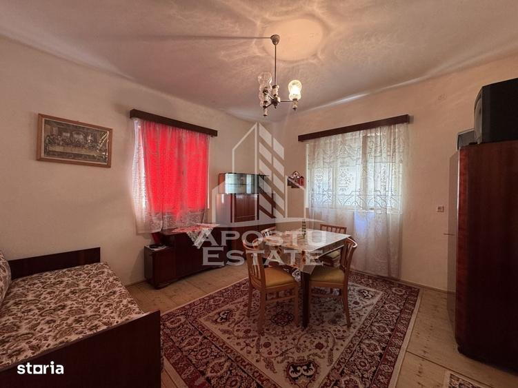 Casă cu 4 camere în Julița