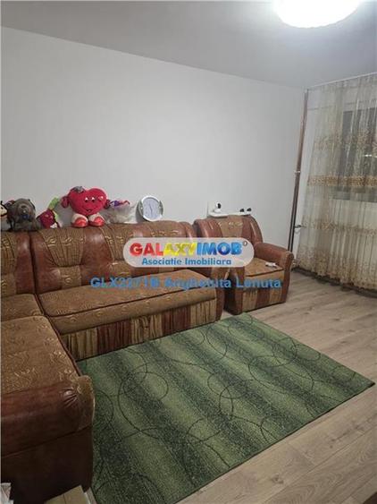 Apartament cu 2 camere decomandat, mobilat în Drumul Taberei