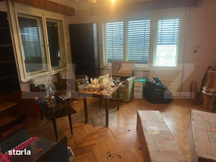 Casă cu 4 camere cu Teren 6197 Mp în Micula